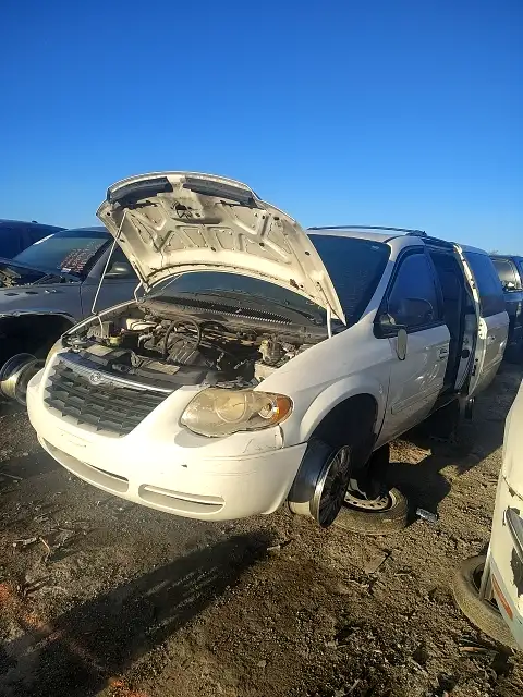 Photo of 2007 Chrysler Town & Country