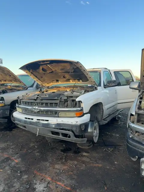 Photo of 2003 Chevrolet Suburban