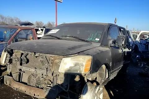 Photo of 2004 Nissan Titan