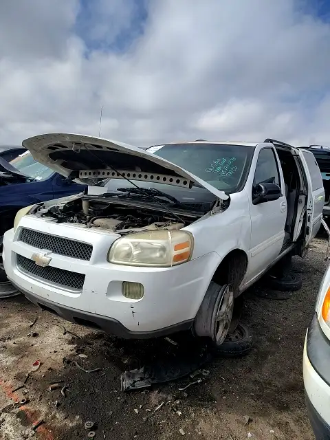 Photo of 2005 Chevrolet Uplander