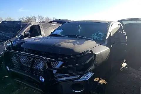 Photo of 2004 Nissan Titan