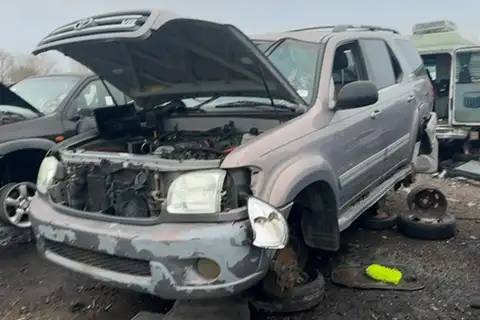 Photo of 2001 Toyota Sequoia