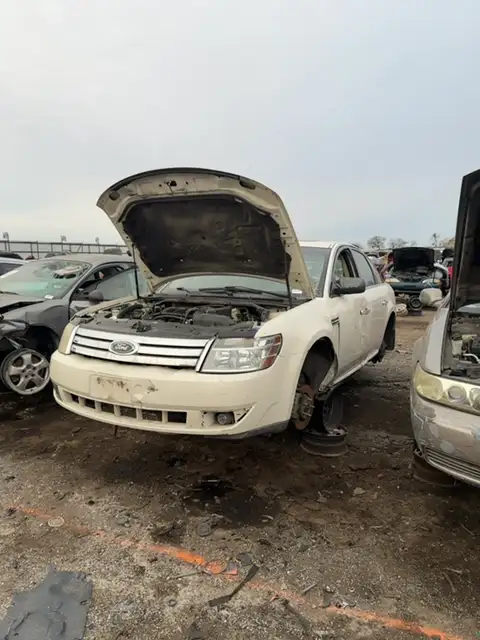 Photo of 2009 Ford Taurus