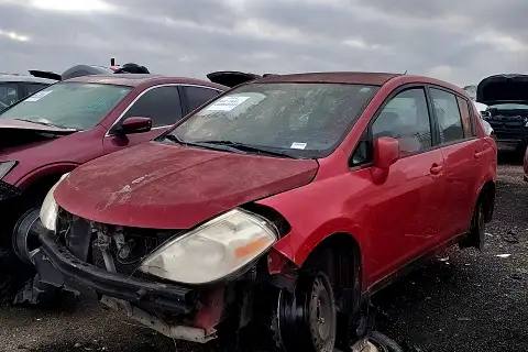 Photo of 2011 Nissan Versa