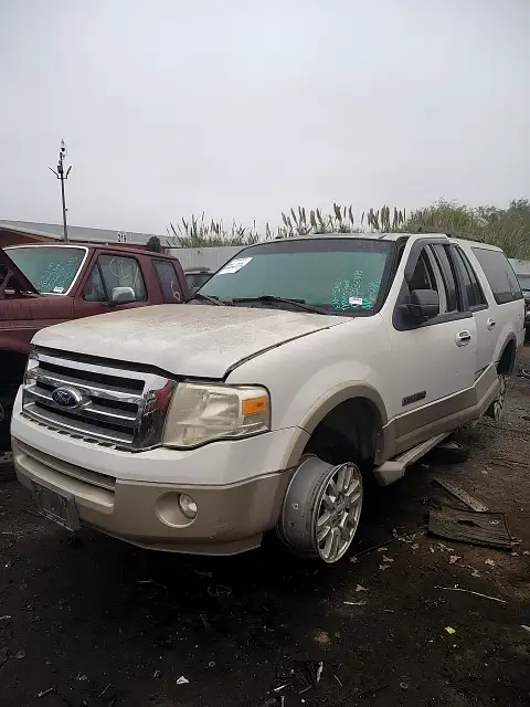 Photo of 2008 Ford Expedition El