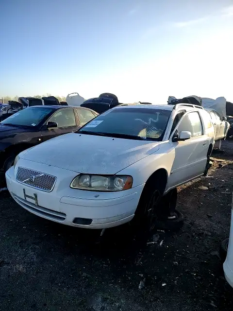 Photo of 2006 Volvo V70