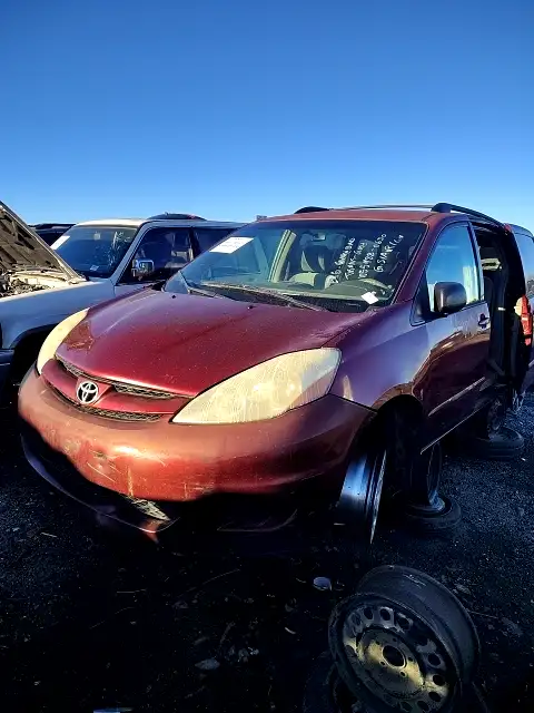 Photo of 2006 Toyota Sienna