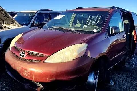Photo of 2006 Toyota Sienna