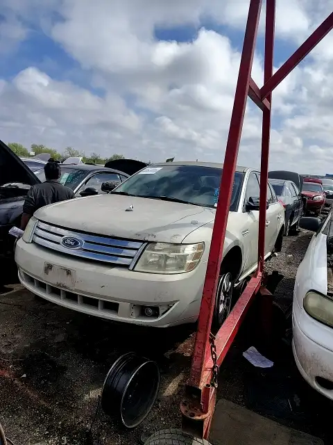 Photo of 2008 Ford Taurus