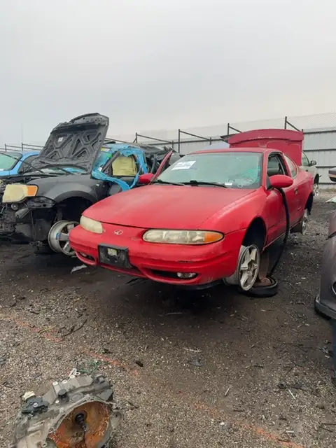 Photo of 1999 Oldsmobile Alero