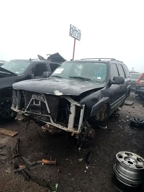 Photo of 2004 Chevrolet Tahoe
