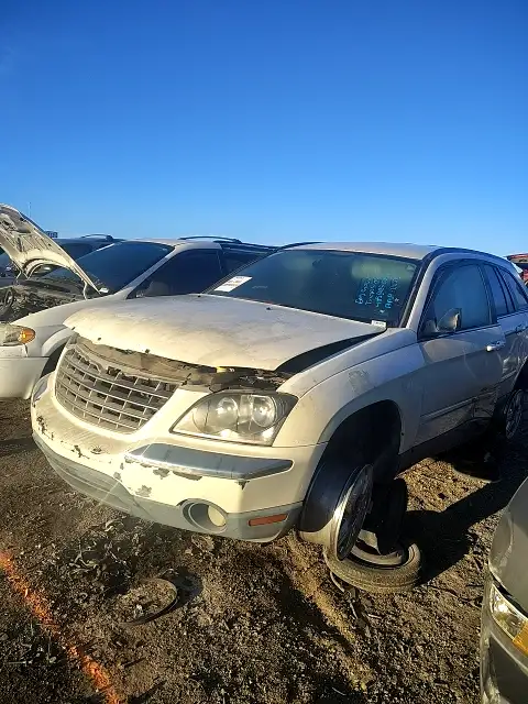 Photo of 2004 Chrysler Pacifica