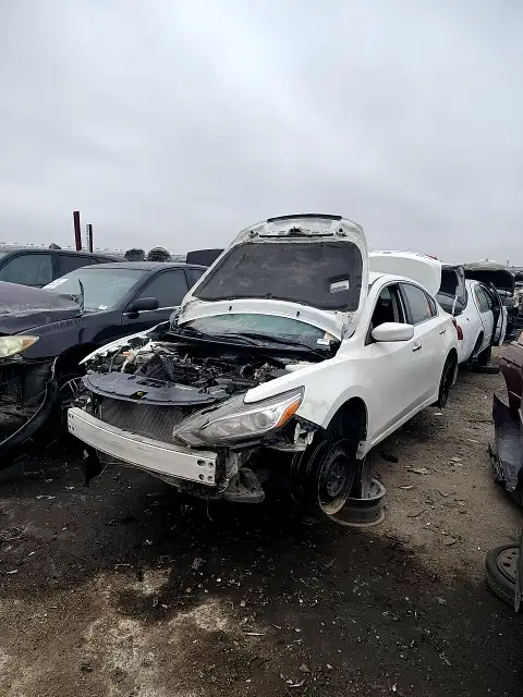 Photo of 2016 Nissan Altima