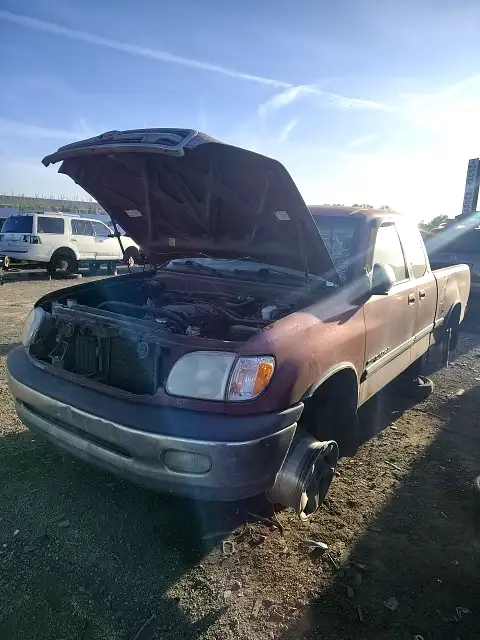 Photo of 2000 Toyota Tundra