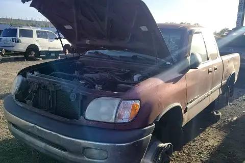 Photo of 2000 Toyota Tundra