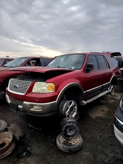 Photo of 2004 Ford Expedition