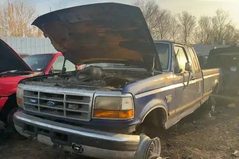 Photo of 1996 Ford F-250