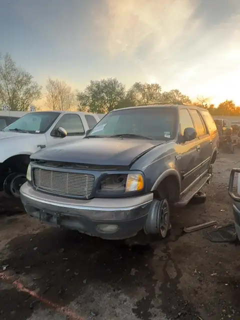Photo of 2002 Ford Expedition