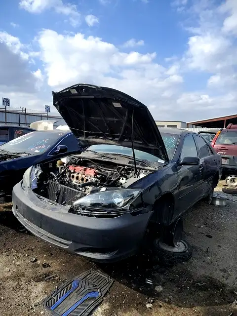 Photo of 2004 Toyota Camry
