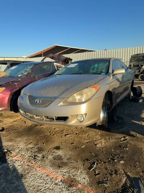 Photo of 2004 Toyota Camry Solara