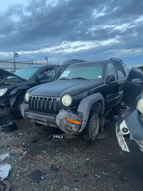 Photo of 2002 Jeep Liberty
