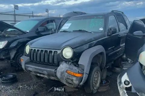 Photo of 2002 Jeep Liberty