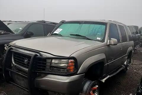 Photo of 2000 Cadillac Escalade