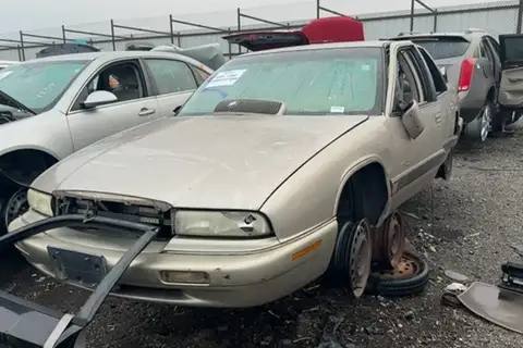 Photo of 1996 Buick Regal