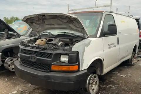Photo of 2005 Chevrolet Express