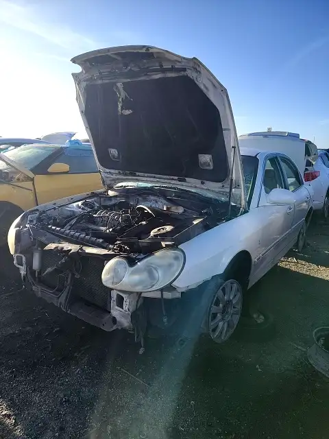 Photo of 2004 Hyundai Sonata