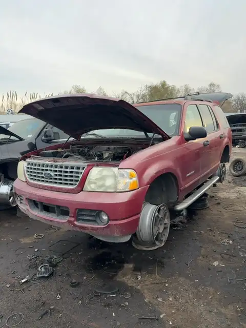 Photo of 2005 Ford Explorer