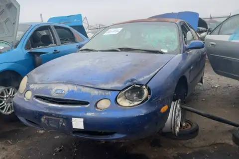 Photo of 1997 Ford Taurus
