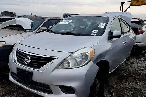 Photo of 2012 Nissan Versa