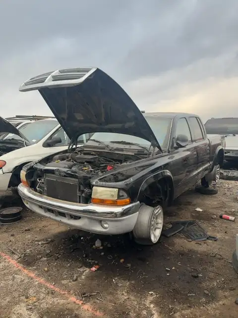 Photo of 2004 Dodge Dakota