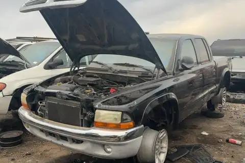 Photo of 2004 Dodge Dakota