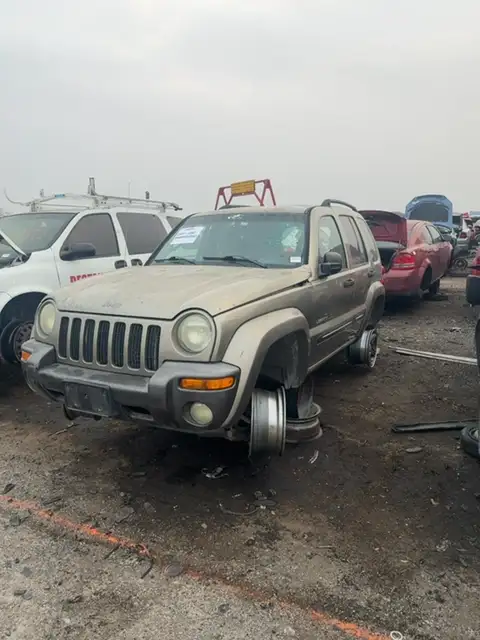 Photo of 2004 Jeep Liberty