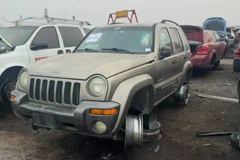 Photo of 2004 Jeep Liberty