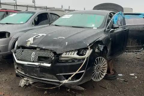 Photo of 2017 Lincoln Mkz