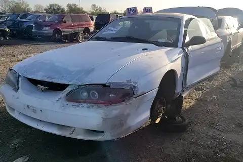 Photo of 1998 Ford Mustang