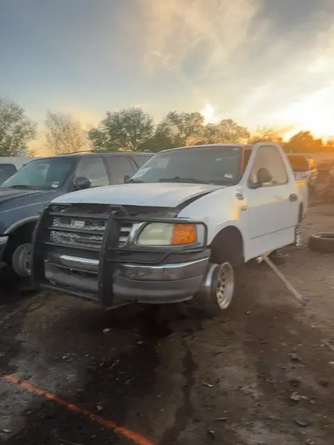 Photo of 2004 Ford F-150 Heritage