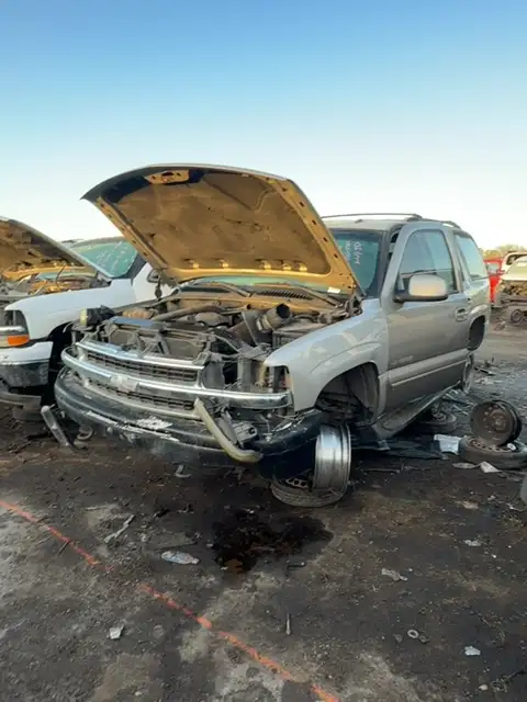 Photo of 2002 Chevrolet Tahoe