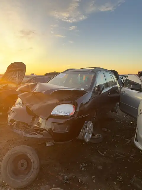 Photo of 2008 Kia Rondo