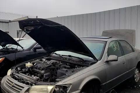 Photo of 1998 Toyota Camry