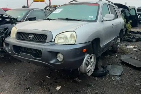 Photo of 2004 Hyundai Santa Fe