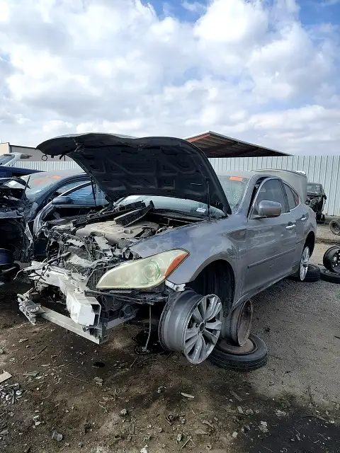 Photo of 2011 Infiniti M37