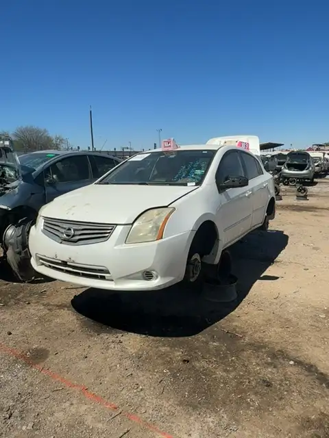 Photo of 2011 Nissan Sentra