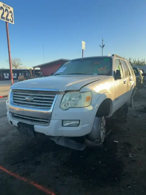 Photo of 2008 Ford Explorer