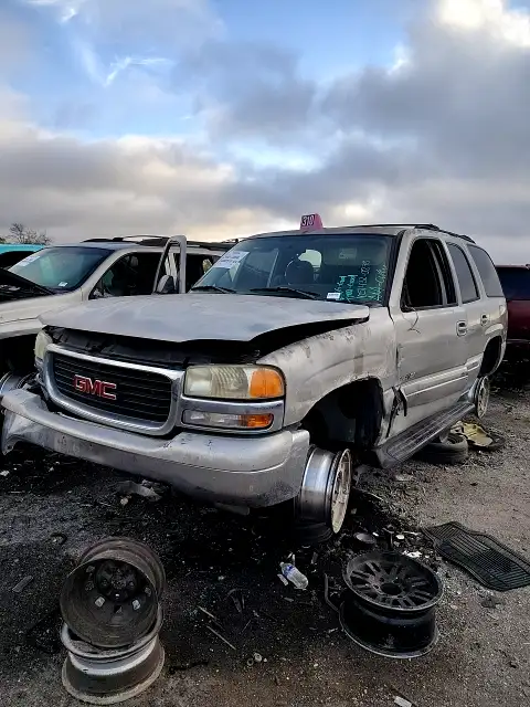 Photo of 2004 Gmc Yukon