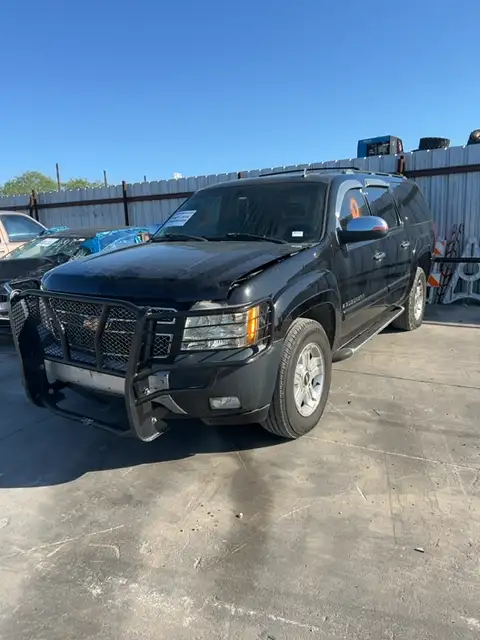 Photo of 2008 Chevrolet Suburban