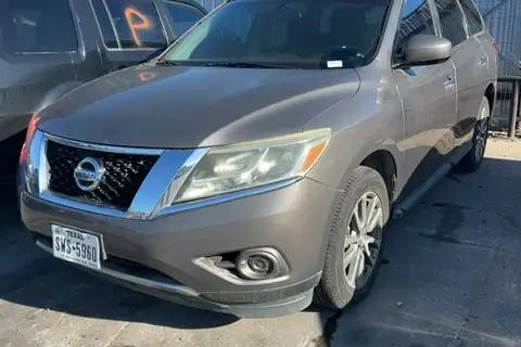 Photo of 2013 Nissan Pathfinder